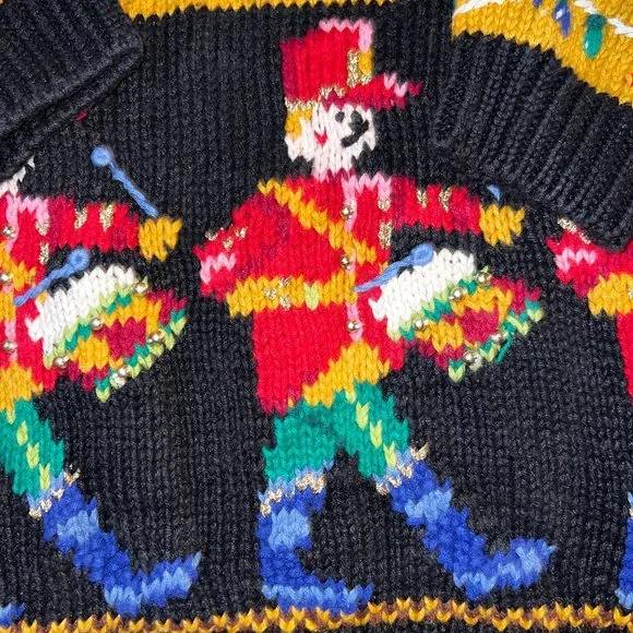 Traditional Tradng Co Christmas Holiday Sweater with a Varsity Vibe Size… - Picture 8 of 10